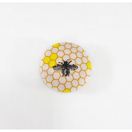 Honey Bee Drawer Knob Pulls Set of 4 / Cabinet/Nursery/Wood/Handles/Room Decor/Furniture Accessories/Kid's Room/Bees/Combs