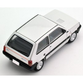 tomikarimiteddoヴxinte-zi Neo 1/64 LV – n133 a Fiat Panda (White)