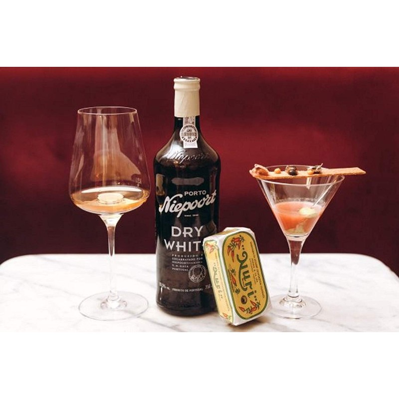 NURI Portuguese Sardines in Spiced Olive Oil - 8 Pack