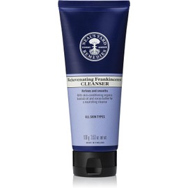 Neal's Yard Remedies Limpiador Rejuvenecedor De Incienso Neal'S Yard Con Aloe Vera Y Manteca De Cacao. Suaviza Y Refina La Piel. Para Todo Tipo De Piel. Vegano Y Sin Crueldad Animal. 100 Ml.