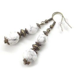 Earrings made of white howlite beads and antique bronze beads