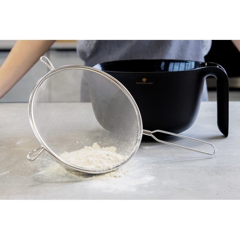 KitchenCraft Large Sieve 20 cm, Stainless Steel, Ideal for Baking