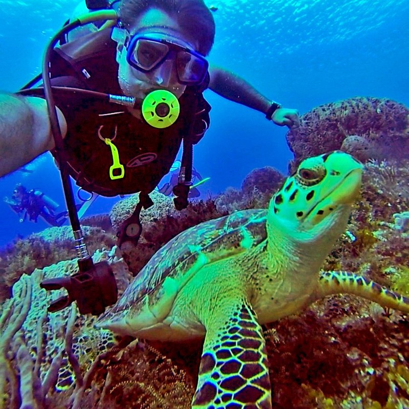 GoPole Bobber - Floating Hand Grip for GoPro Hero Cameras,