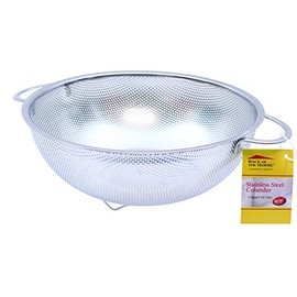 Tablecraft 3 Quart Colander with Handles, Stainless Steel (H903BH)