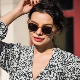 LifeArt Vintage Square Sunglasses for Men and Women Gradient Gray Lens UV400 Protection Outdoor Shades with Champagne+Clear Grey Frame 2 Pack