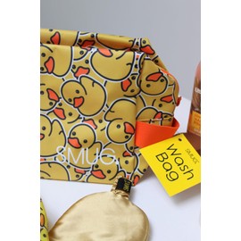 SMUG Wash Bag | Waterproof Travel Toiletry Bags for Travelling, Gym, Shower, Shaving, Toiletries, Cosmetics & Makeup Bag | Large Washbag for Men & Women | Stylish, Spacious & Easy to Clean | Duck