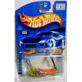 Hot Wheels 2001-045 First Edition 33/36 Mo' Scoot 1:64 Scale