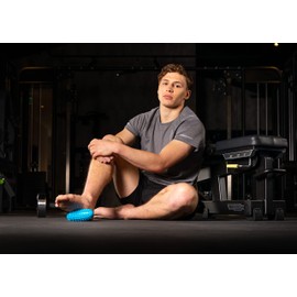 PRO 11 WELLBEING Therapeutic Spiky Foot Roller (1)
