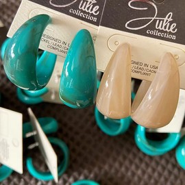 Lightweight Thick Acetic Acid Board Vintage Acrylic Wide Dome U Shape Earrings Retro Chunky Resin Colorful Statement C shape Earrings for Women Girls Party Elegant Jewelry, Resin, acrylic,