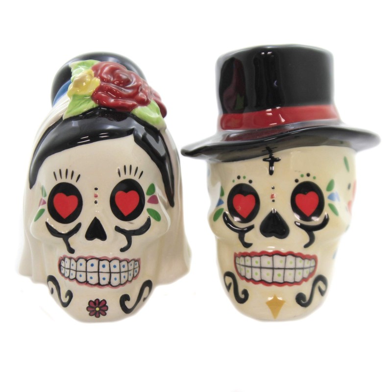 Pacific Giftware Day of The Dead Bride and Groom Skulls