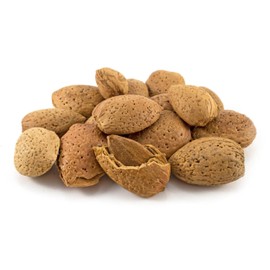 Sussex Wholefoods Almonds in Shell 500g - Fresh, Crunchy Snack, Perfect for Roasting, Cracking & Nut Lovers
