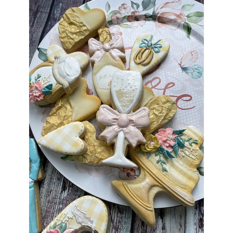 LILIAO Champagne and Champagne Glass with Ribbon Cookie Cutter for