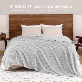 David's Home Ultra Soft Fleece Blanket Queen Size, Warm Lightweight 3D Jacquard Flannel Blanket for Fall Winter, Fluffy Cozy Luxury Plush Blanket for Bed Room Decor,90"x90", Light Grey