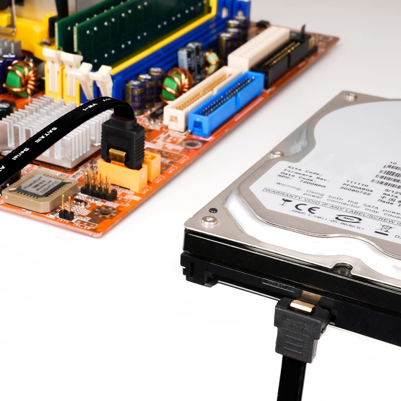 BIGtec SATA Cable 0,7m schwarz gerade/unten