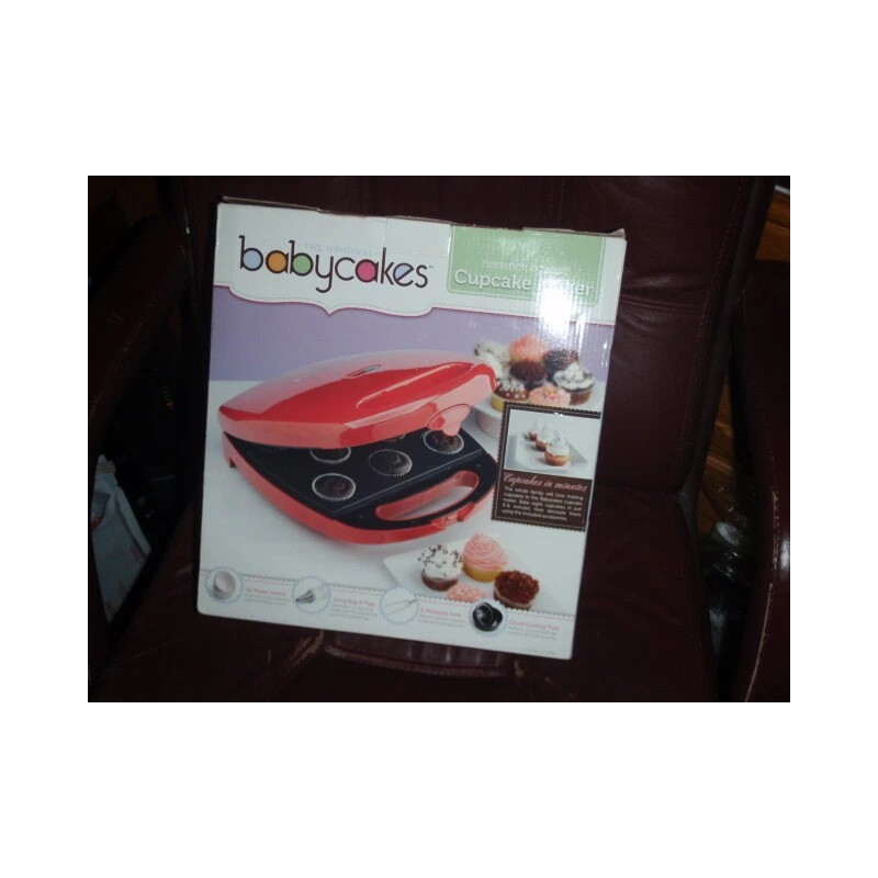Babycakes Cupcake Maker Non Stick Coating Baby Cakes Red NEW