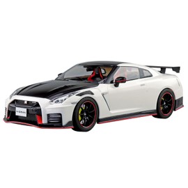 Aoshima Bunka Kyozai 1/24 Raku Plastic Snap Car Series No.02-BW R35 NISSAN GT-R NISMO Special Edition 2022 Brilliant White Pearl Color Coded Plastic Model (Automotive)