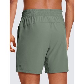 CRZ YOGA Pantalones Cortos de Entrenamiento de Secado rápido para Hombre con Bolsillos para Correr 7 Pulgadas Salvia Gris Mediano