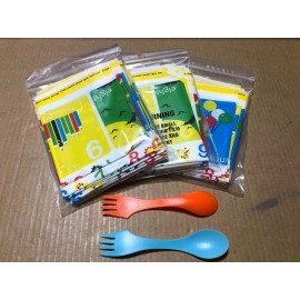 armadilOh! New - Sealed - ArmadilOh! - 60 Pack of Disposable Stick On Placemats - 12x18"