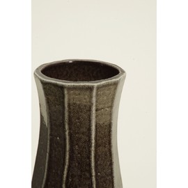 Shigaraki Ware MR-11-7234 Hechimon Vase Flower Base, Large Purple Flame Chamfer, Ceramic