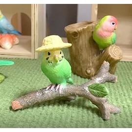 Daikai 79457 Buddy Parrot Wearing a Hat 3.0 x 1.9 x 2.2 inches (7.6 x 4.8 x 5.5 cm)