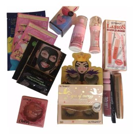 Ultramo Caja De Regalo Con 15 Piezas De Las Marcas Ultramo, Saniye