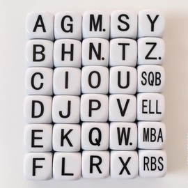 HCDIM 26 Pcs Creative Game English Letter Dice Set DIY Happy Word Vocabulary Dice for Party Travel Games The Crossword Solitaire Camping Games for Family Game and Education for Adults and Family