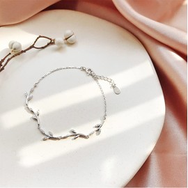 IMINI Crystal Leaf Bracelet for Women Girls Sterling Silver Danity Charm Link Bracelets Anklets Adjustable Chain Simple Elegant Jewelry Birthday Christmas Gifts for Daughter Bff