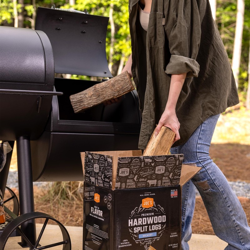 Oklahoma Joe's Hickory Wood Splits, 0.65 cu ft box -