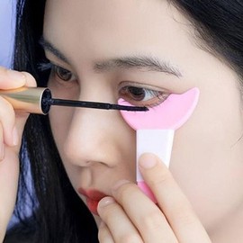 [Lungs_61] Drawing Makeup Eyeliner Smudge Prevention Eye Guard (45478854) - Rose Red 1P/FREE / [룽스_61]그리기 메이크업 아이라인번짐방지 아이가드 (45478854) - 로즈레드1P／FREE