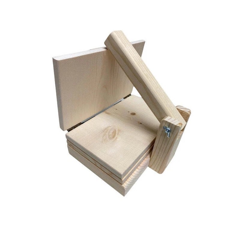 megacook Mini 3-in-1 Wooden Tortilla Press with 2 Sopes