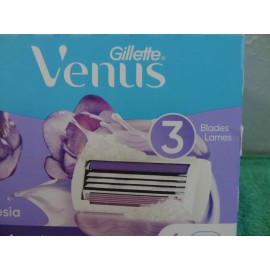 Gillette NEW Gillette Venus Comfortglide Freesia Razor Cartridges 4 Count Sealed