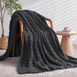 Wellfeel Knitted Weighted Blanket Kids, No Beads Heavy Blanket 36” x 48'' 3lbs, Breathable Chunky Knit Blanket, Cooling Weighted Blanket for Hot Sleepers, Christmas Home Decor (Dark Grey)