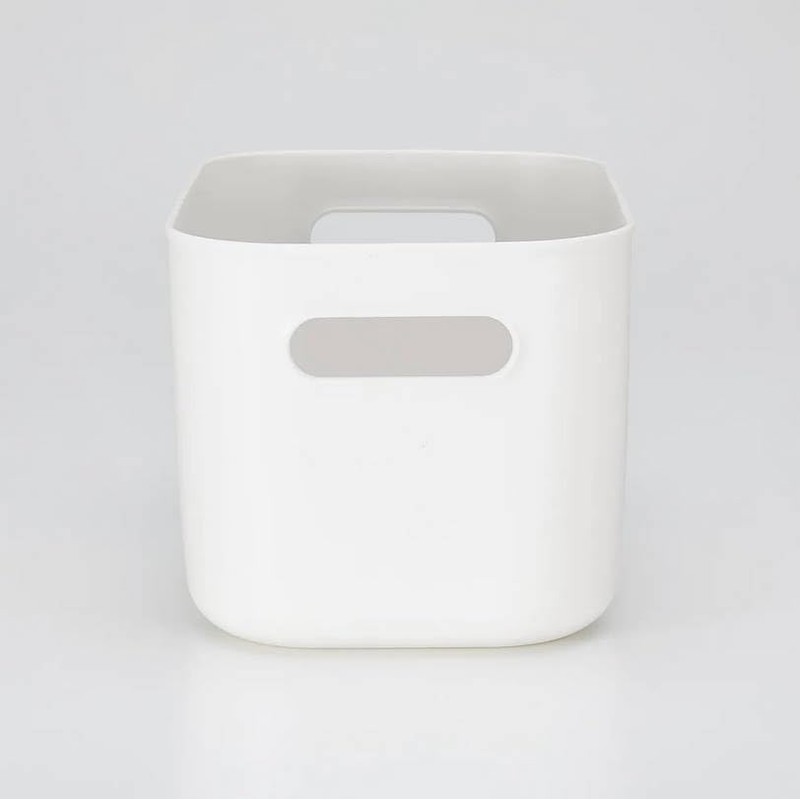 MUJI 38749509 Soft Polyethylene Case, Half, Medium, Approx. Width 7.1