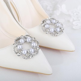 JWICOS 2Pcs Women Pearl Shoe Clips Round Crystal Shoe Buckles Fashion Removable Shoe Charms Decorative Rhinestone Shoe Clips Accessories for Wedding Party Proms Heels Flats (Silver)