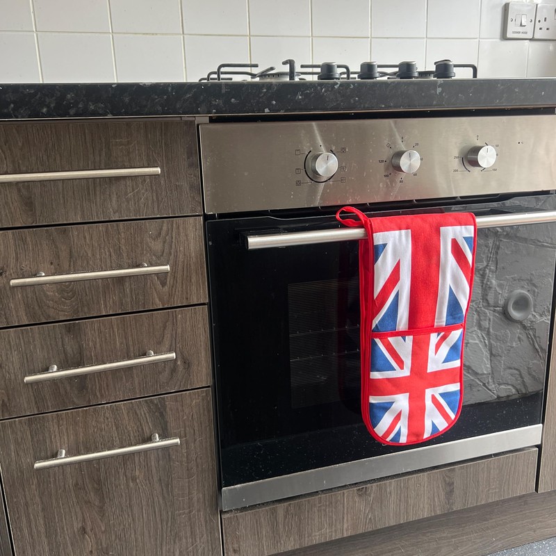 SAJAK Union Jack Flag Double Oven Mitt Gloves - Heat