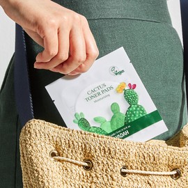 YADA Cactus Toner Pad Moisture Pore Soothing Pad Vegan Travel Size, 10 sheets, 1 piece / 야다 선인장 토너패드 수분 모공 진정패드 비건 여행용, 10매, 1개