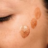 AOKlabs- MAISHA Glitter Oil Illuminierendes Körperöl, feuchtigkeitsspendendes Körperöl für Gesicht,