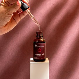 Extraherbos Aceite de Ricino Puro, orgánico 100% Natural Prensado en Frío - Estimula el Crecimiento de Pestañas, Cejas y Barba - Tratamiento Capilar Anti Frizz y Caída - Para Cejas Pobladas y Cabello Saludable - Sin Hexano