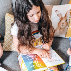 Journal for Kids Aged 5-12 - Daily Diary for Girls & Boys to Promote Growth Mindset, Gratitude, Mindfulness for happiness & help with anxiety A5 Size