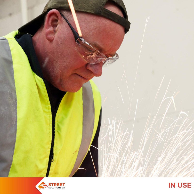 Clear Protective Safety Glasses - Anti Fog Eye Protection -