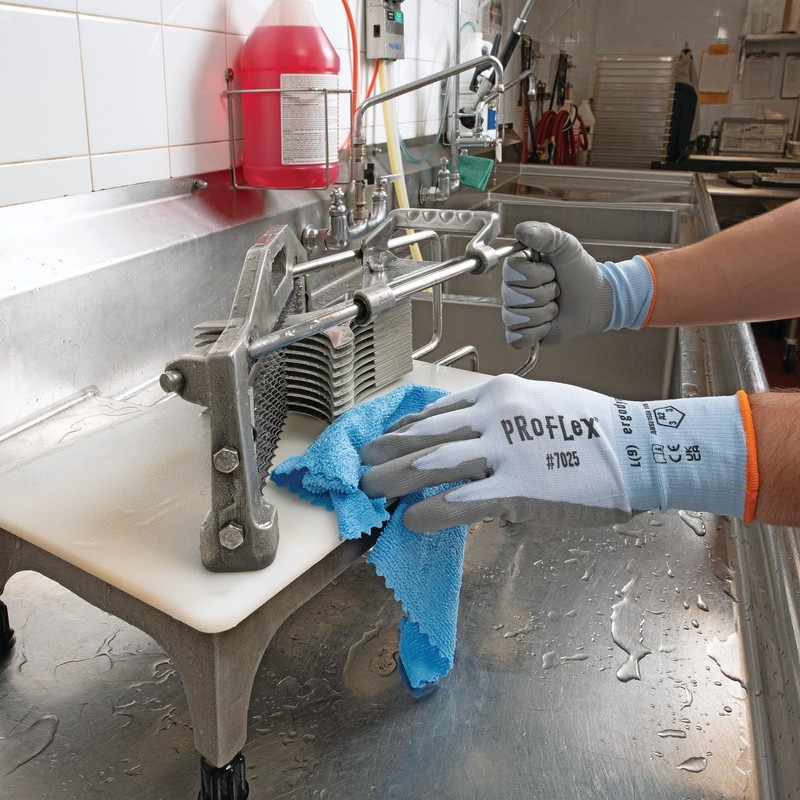 PIG ShopReady Microfiber Wipers| Durable Lint-Free Microfiber Rags | 50