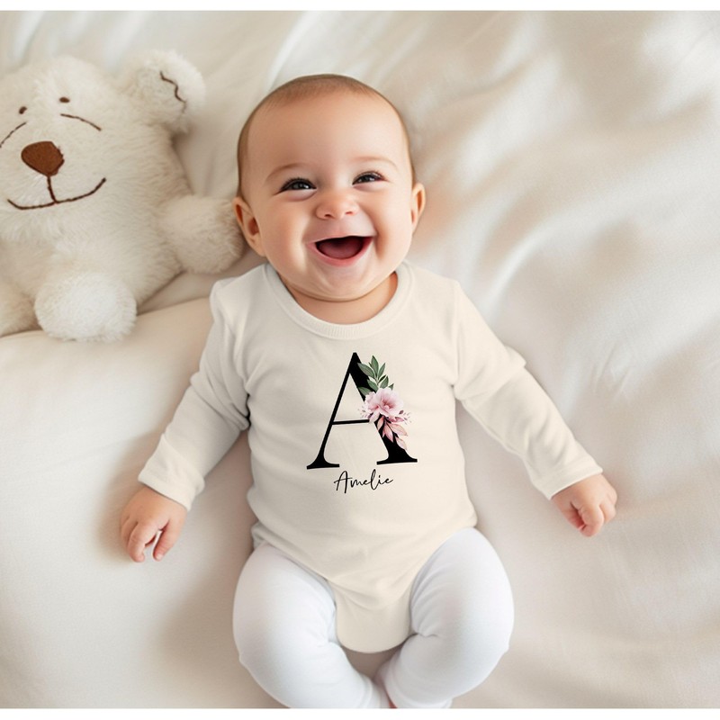 SpecialMe® Baby Body personalisiert mit Name Monogramm Blüten Anfangsbuchstabe anpassbar