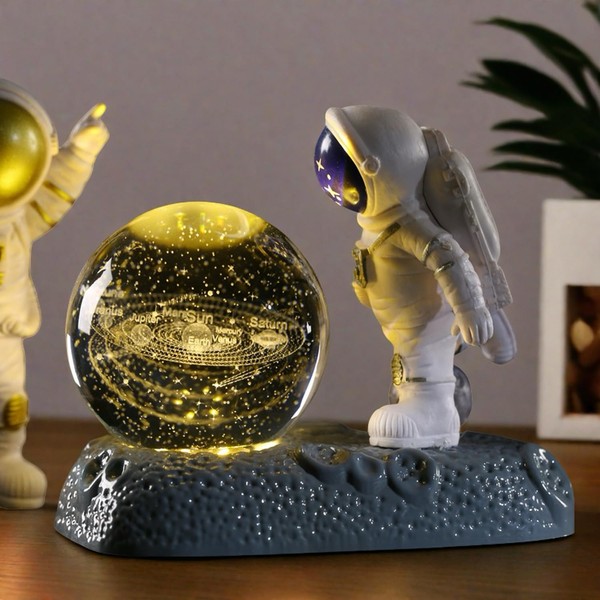 3D Crystal Ball Space Pattern, Astronaut Base Children's Night Light,