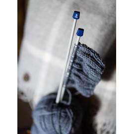 KORBOND DK Grey Yarn - 100g Acrylic Wool - Lightweight, Hypoallergenic & Durable Double Knit Crochet Yarn Knitting Wool (290m Total)