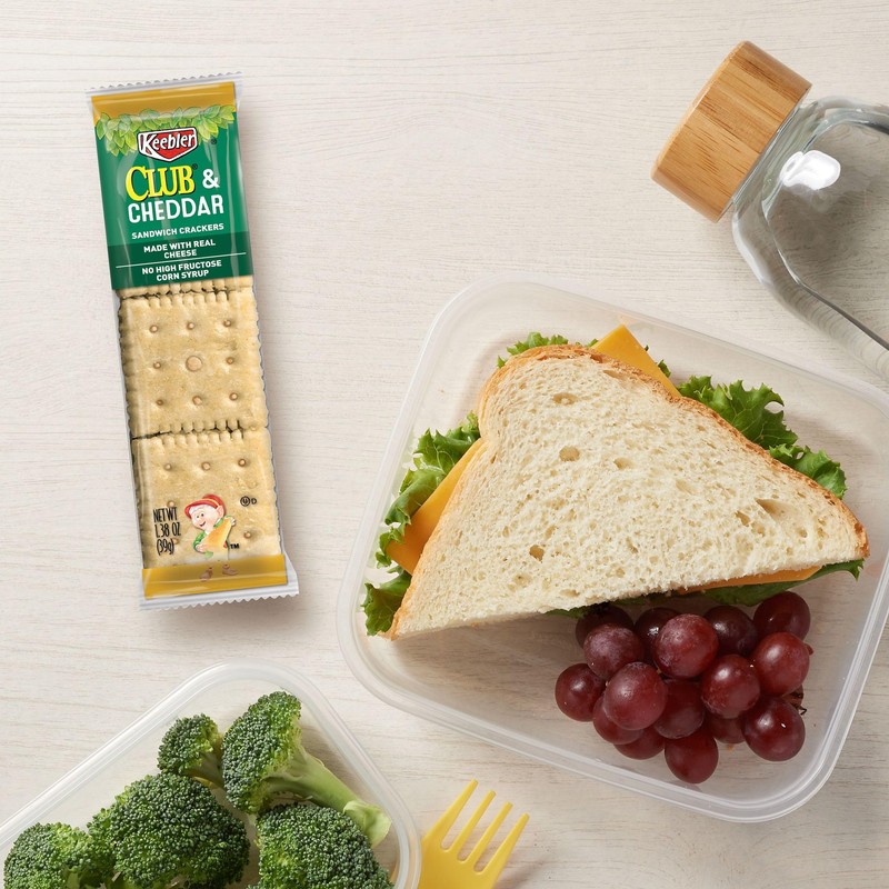 Keebler Sandwich Crackers, Single Serve Snack Crackers, Lunch Snacks, Club