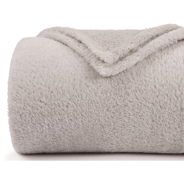 Felesha Fingal Plush Fleece Throw Blanket for Couch and Bed,