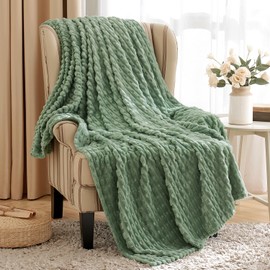 MIULEE Cuddly Fluffy Fleece Blanket Bedspread Sofa Blanket Flannel Plain Blankets Warm Soft Throw Microfibre Blanket for Bed Sofa Bedroom 50 x 60 Inch 125 x 150 cm Matcha Green