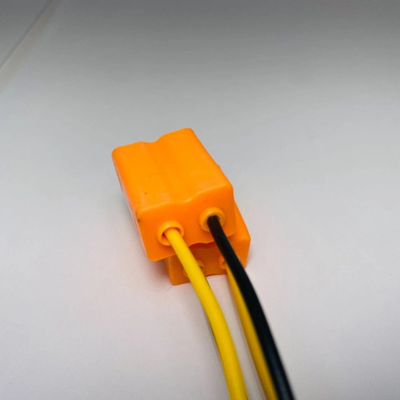 Fyre Flys 2pc H7 Female Pigtail Ceramic Headlight Fog Light