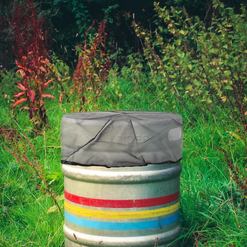 Bojueshaw Adjustable Rain Barrel Mesh Cover,95cm Mesh Protective Net with