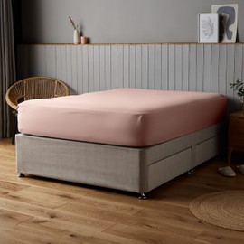 Silentnight Supersoft Double Fitted Sheet - Pink Deep Fitted Bed Sheets with Elasticated Hems and Non Iron Fabric - Machine Washable and Hypoallergenic - Double 140 x 190cm - Pink